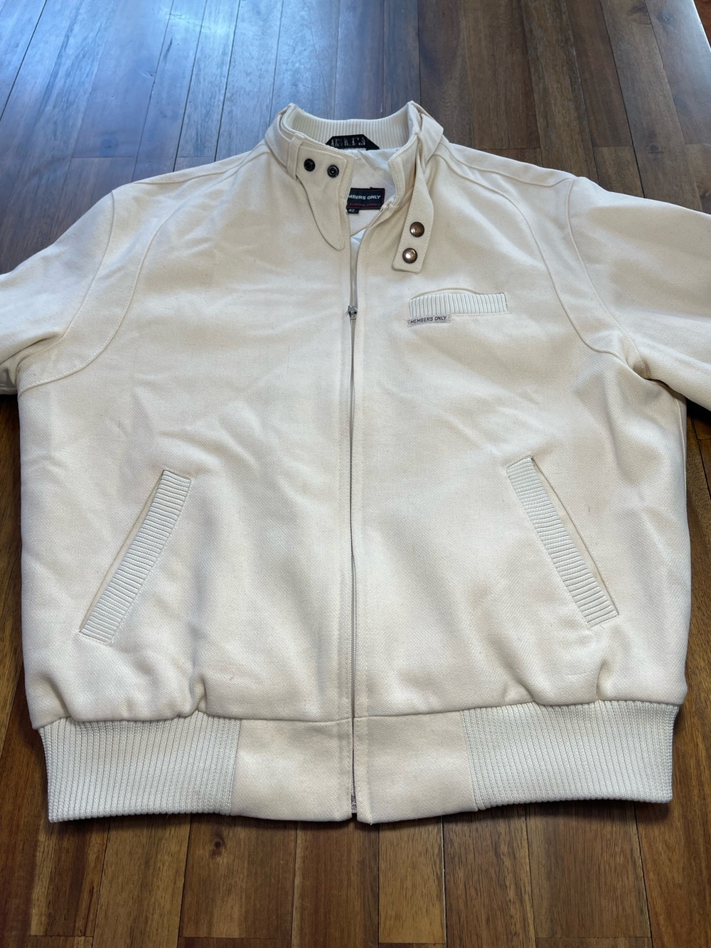 80’s Vintage Members Only Euro Craft Men's Cream Zip-Up Wool Bomber Jacket.